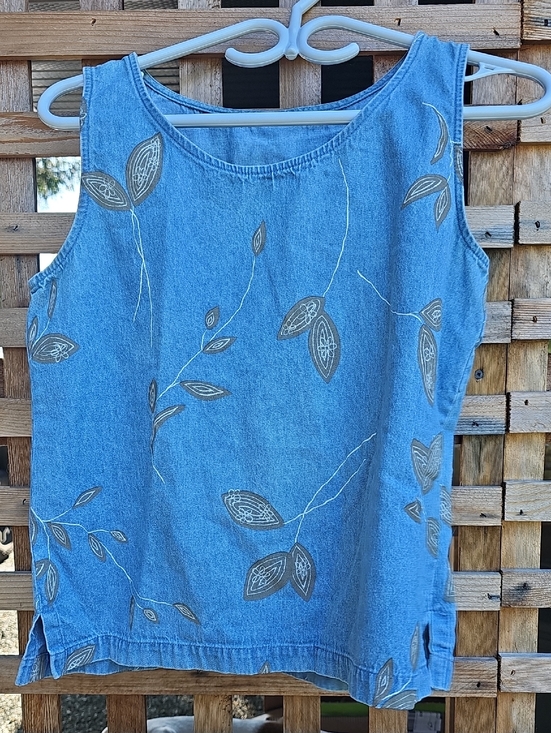 Tops - Sleeveless Denim Floral Tank Top - Blue